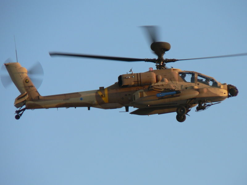 [AH-64(04a).jpg]