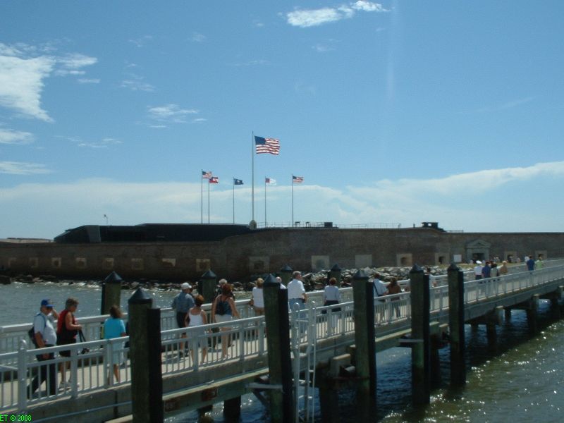 [Bridge+to+Fort+Sumter.jpg]