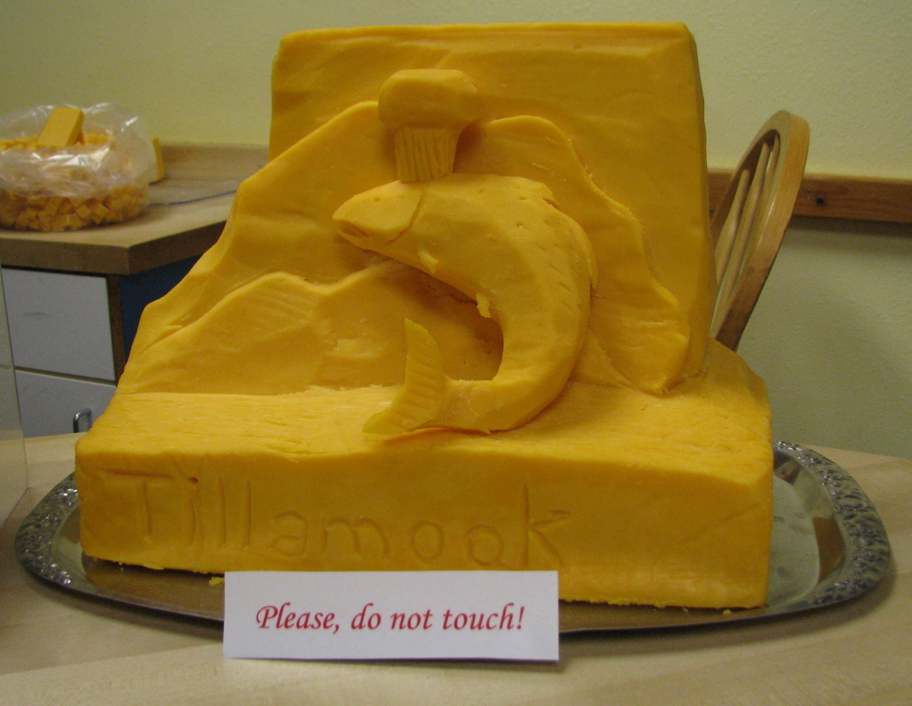 [CheeseSculpture.JPG]