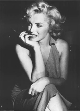 [Marilyn-Monroe---Dress-Poster-C10207015.jpg]