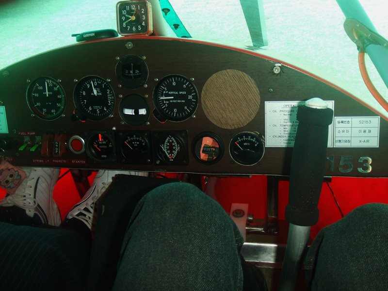 [flying+cockpit.jpg]
