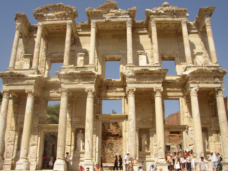 [800px-Celsus-Library.JPG]