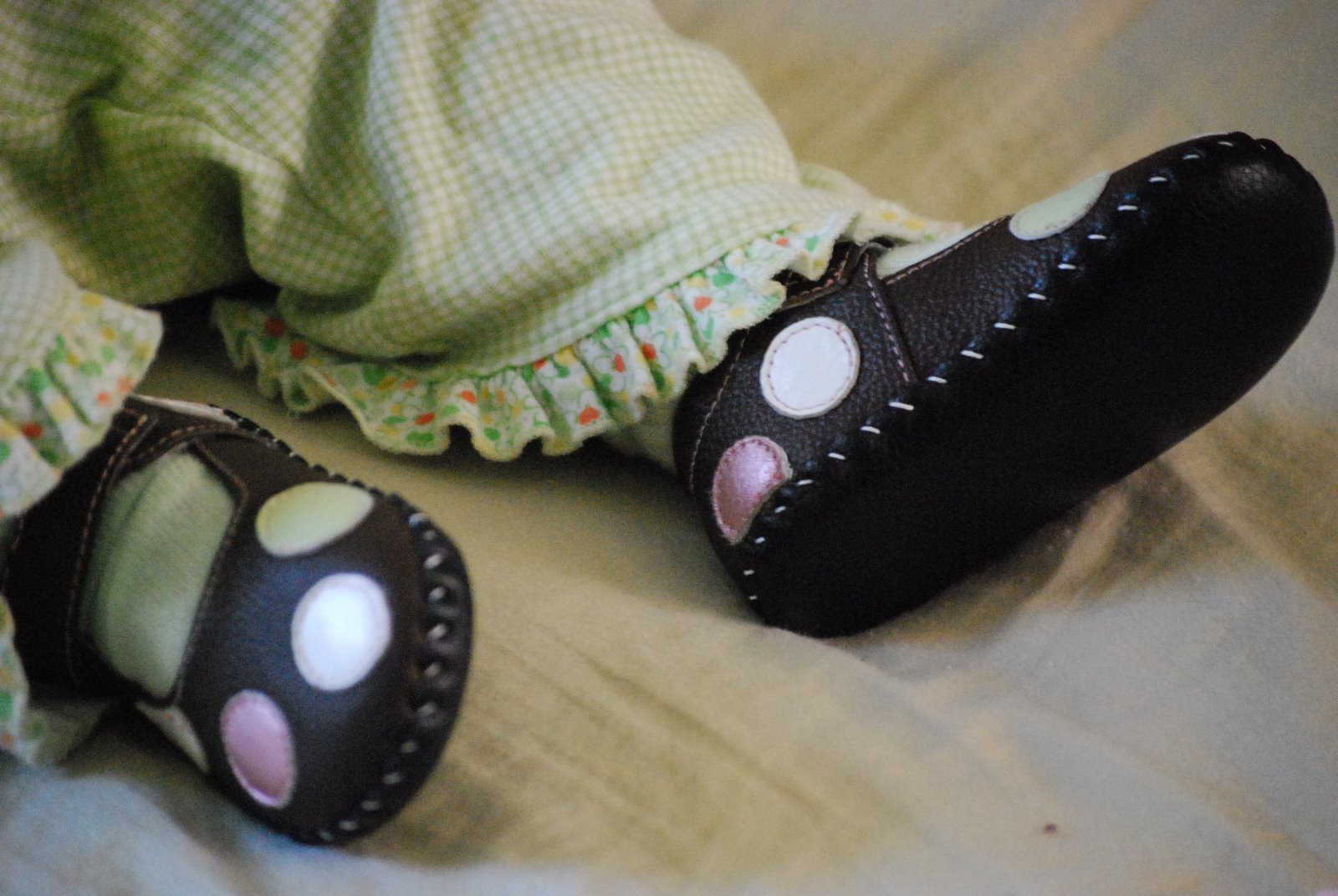 [babys+first+shoes.JPG]