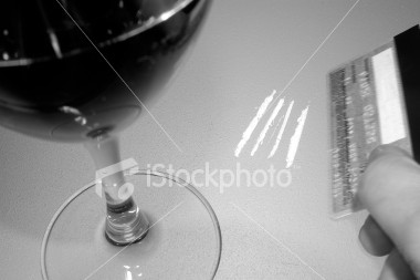 [ist2_734830_cocaine_and_wine_2.jpg]