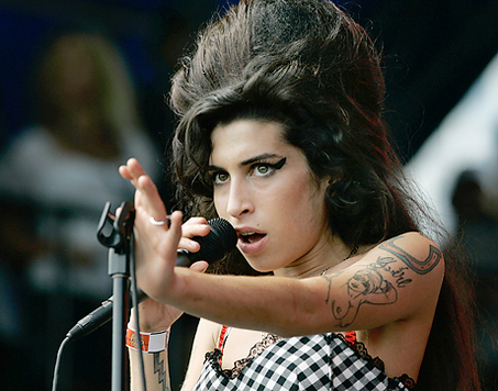 [Amy-Winehouse05.jpg]