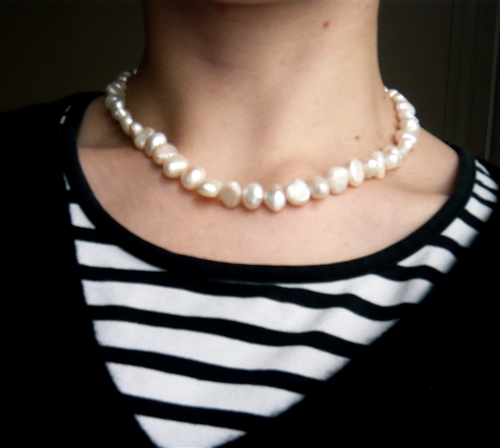 [stripes&pearls.JPG]