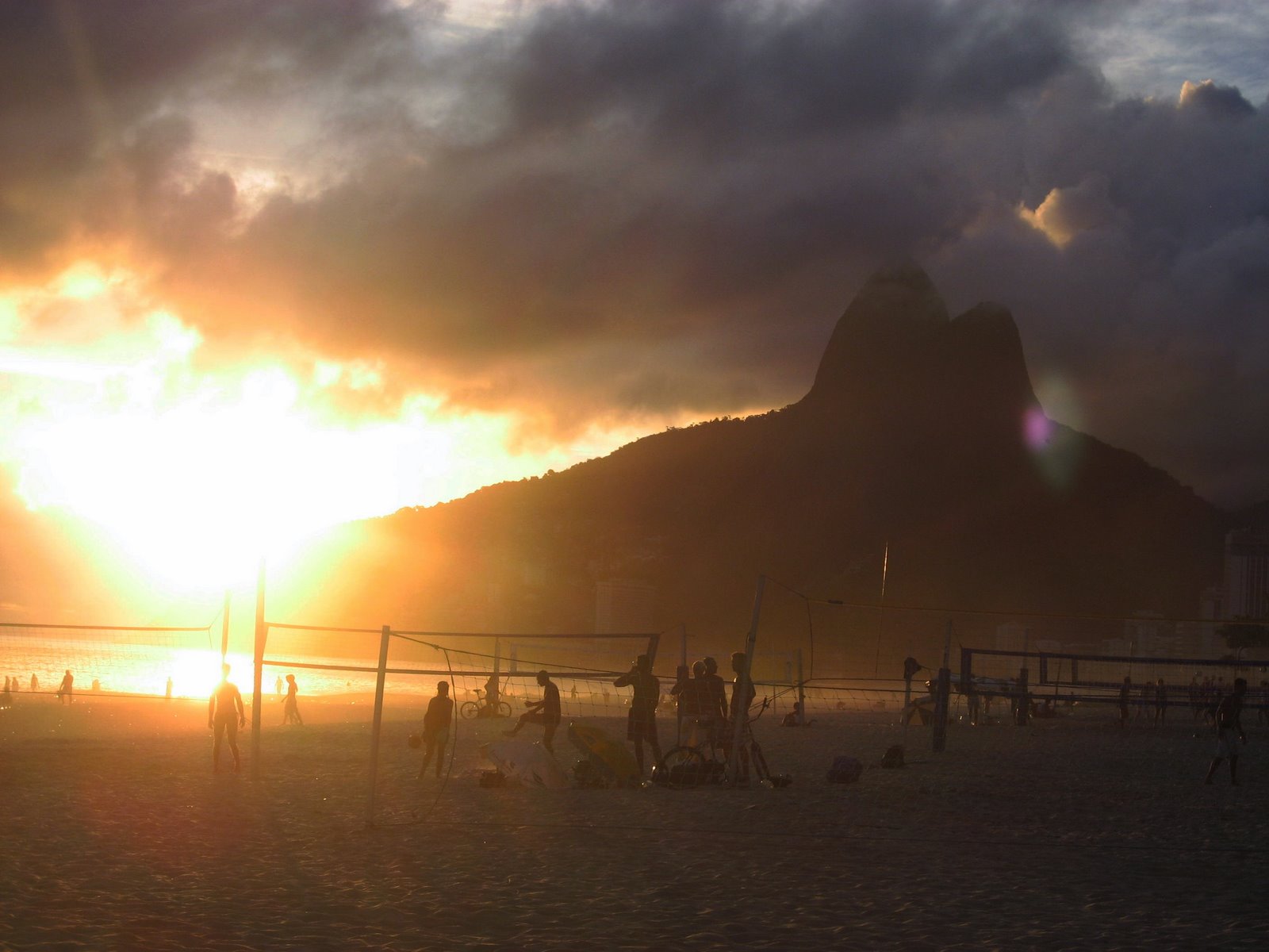 [solnedgang+på+Ipanema-stranden+(10).JPG]