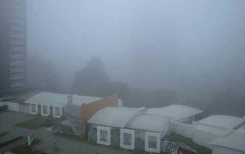 [Neblina+Curitiba.jpg]