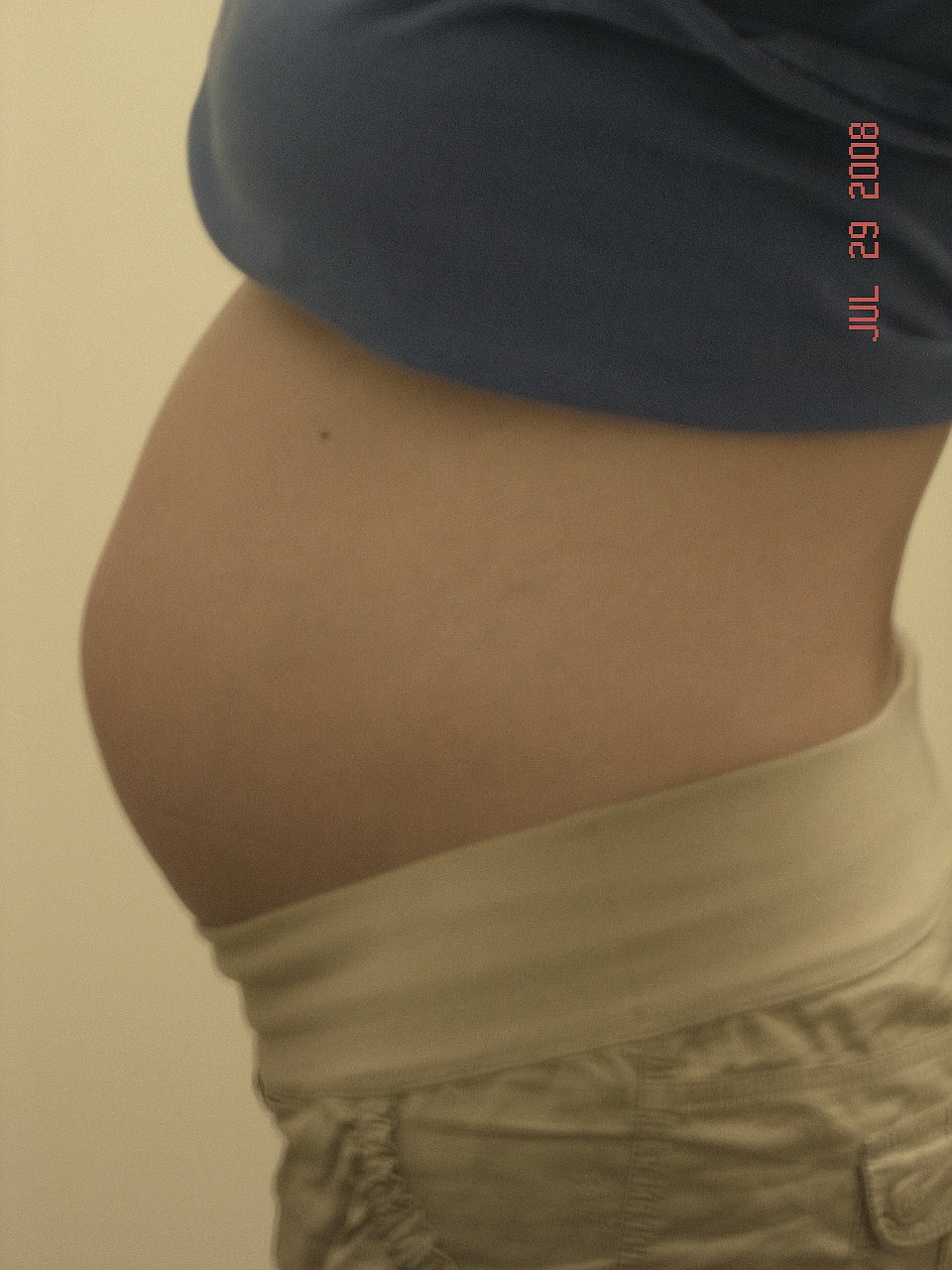 [32+week+belly.JPG]
