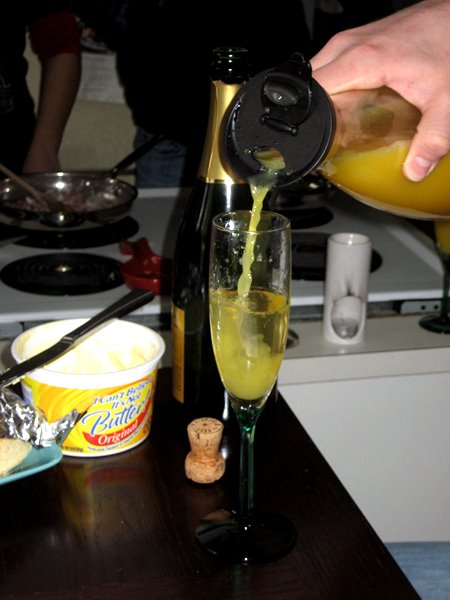 [05+making+mimosa.JPG]