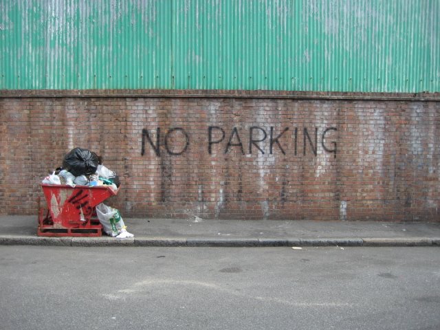 [No+parking.JPG]