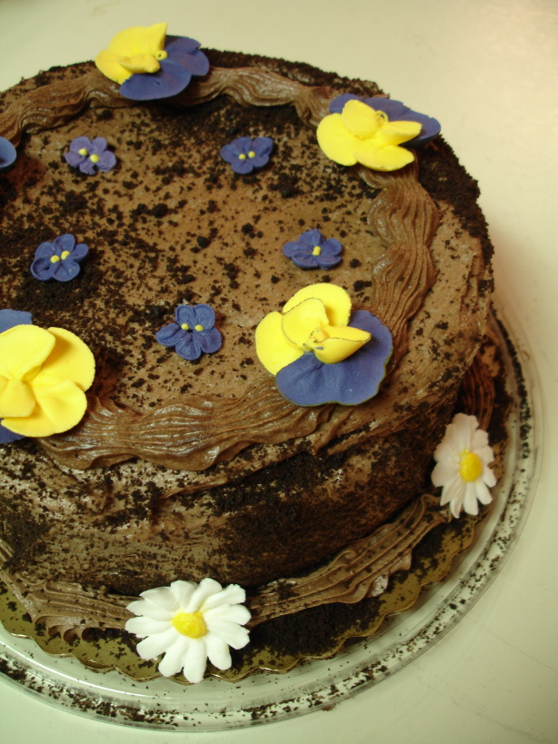 [Flowers+and+Cake.jpg]