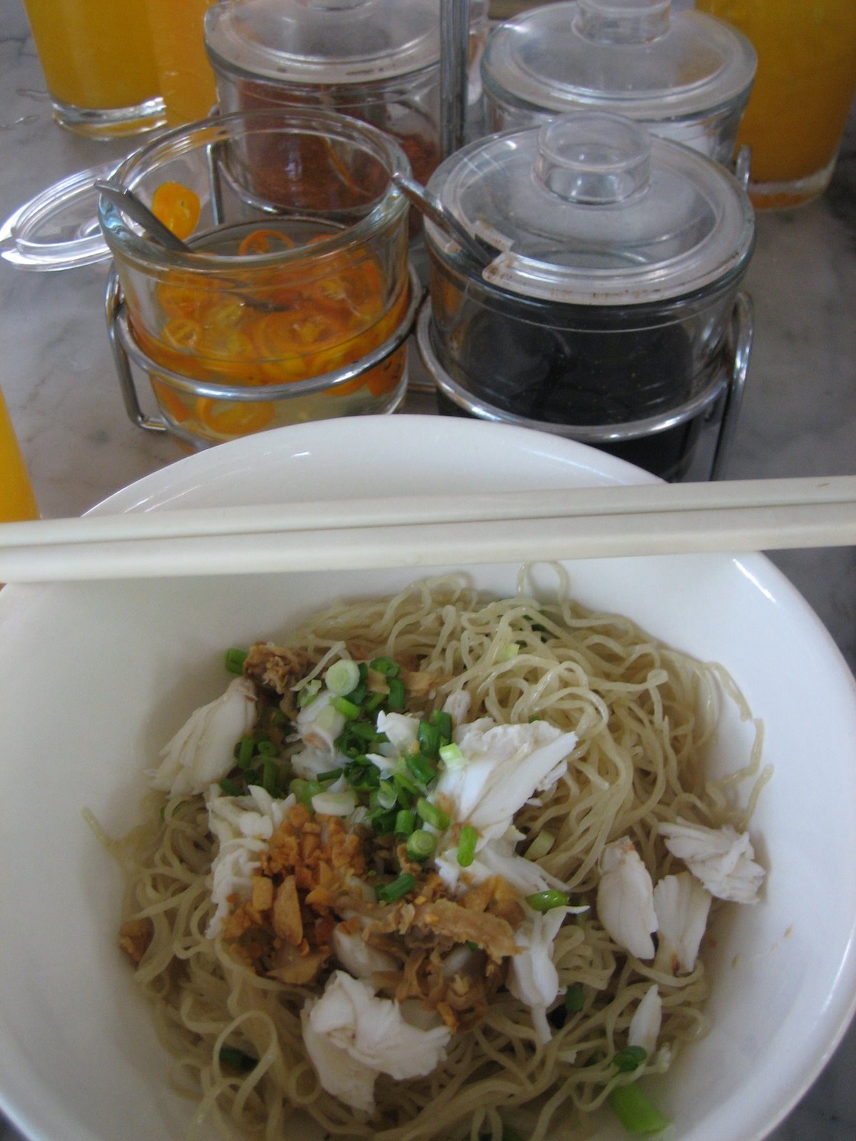[Chinese+Noodles+with+Crab+Meat.JPG]