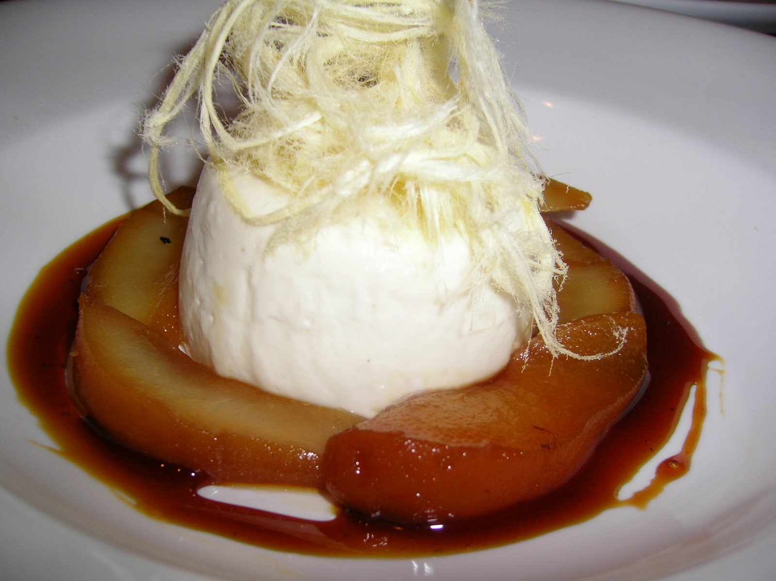 [Poached+Pears+with+Panna+Cotta+002.jpg]