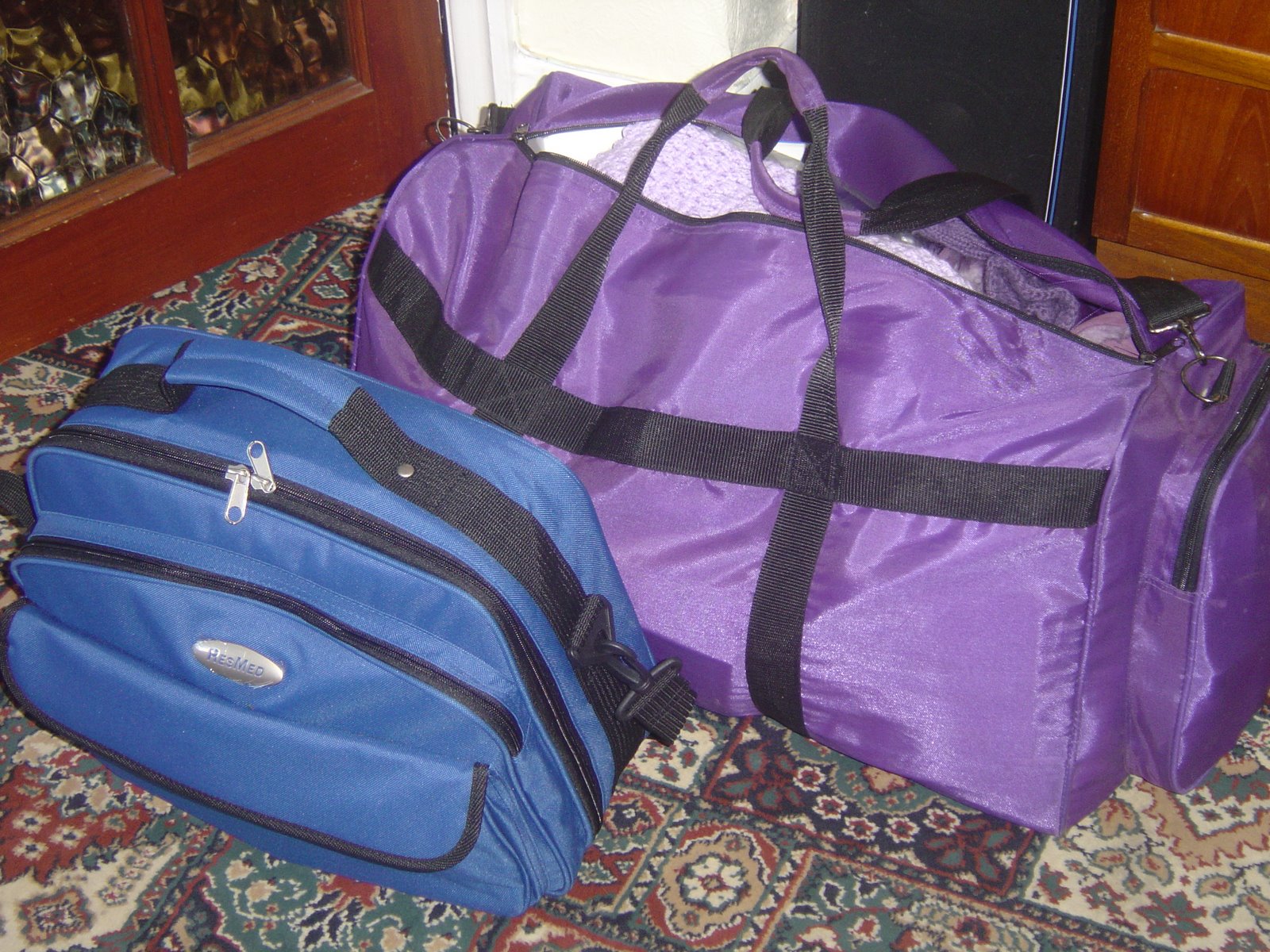 [My+bags+are+packed+002.JPG]