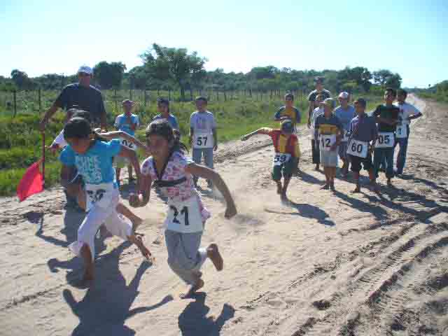 [Duatlon+Rural+en+Paraje+La+Cucucha-+Fue+organizado+por+la+Direccion+de+Deportes+y+concito+el+entusiasmo+de+niños+y+adolescentes.jpg]