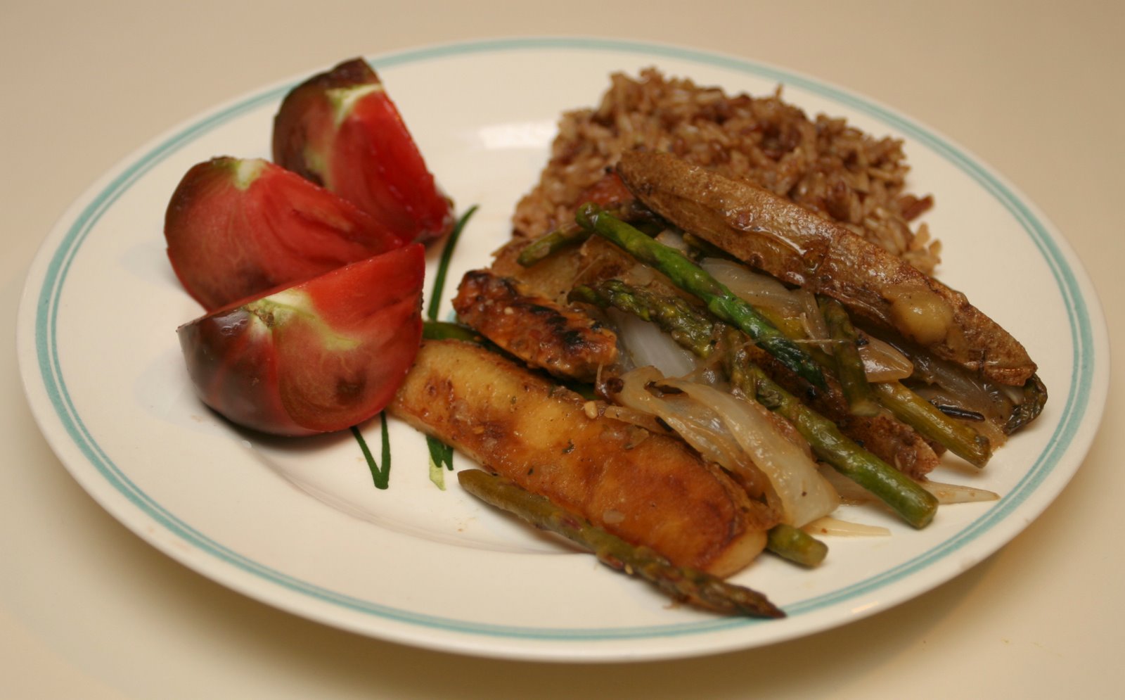 [20071031+Limed+Potato-Tempeh+Fingers+with+Asparagus.jpg]