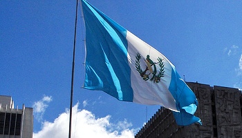 [bandera_guatemala_cut.jpg]