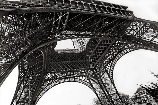 [Eiffel Tower detail.jpg]