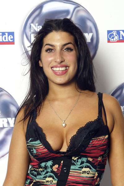 [Amy+Winehouse+2.jpg]