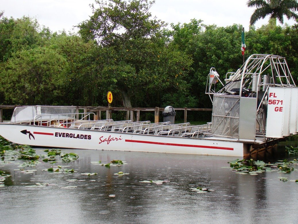 [Florida+2008+Everglades+Safari+Boat.jpg]