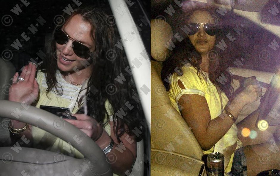 [Britney+In+car+on+cell+fone.bmp]