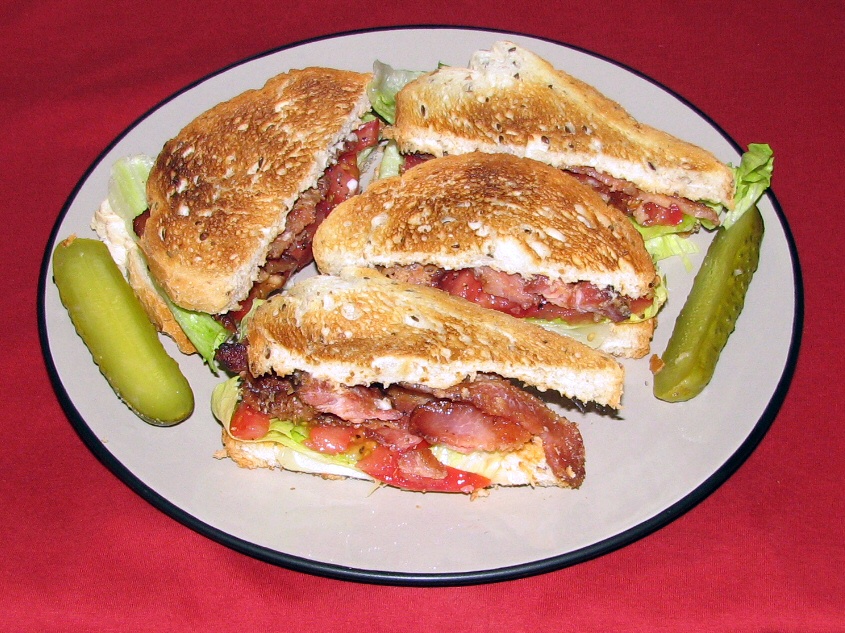 [Bacon,+Lettuce+&+Tomatoe+Sandwich.JPG]