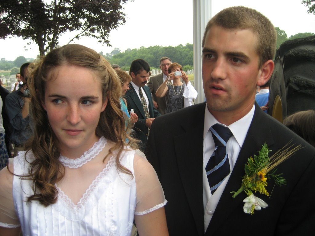 [Jenn+and+Linford's+Wedding+2008+006.jpg]