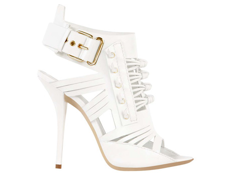 [Givenchy+white+leather+stilettos+with+gold+buckle+detail+593.jpg]