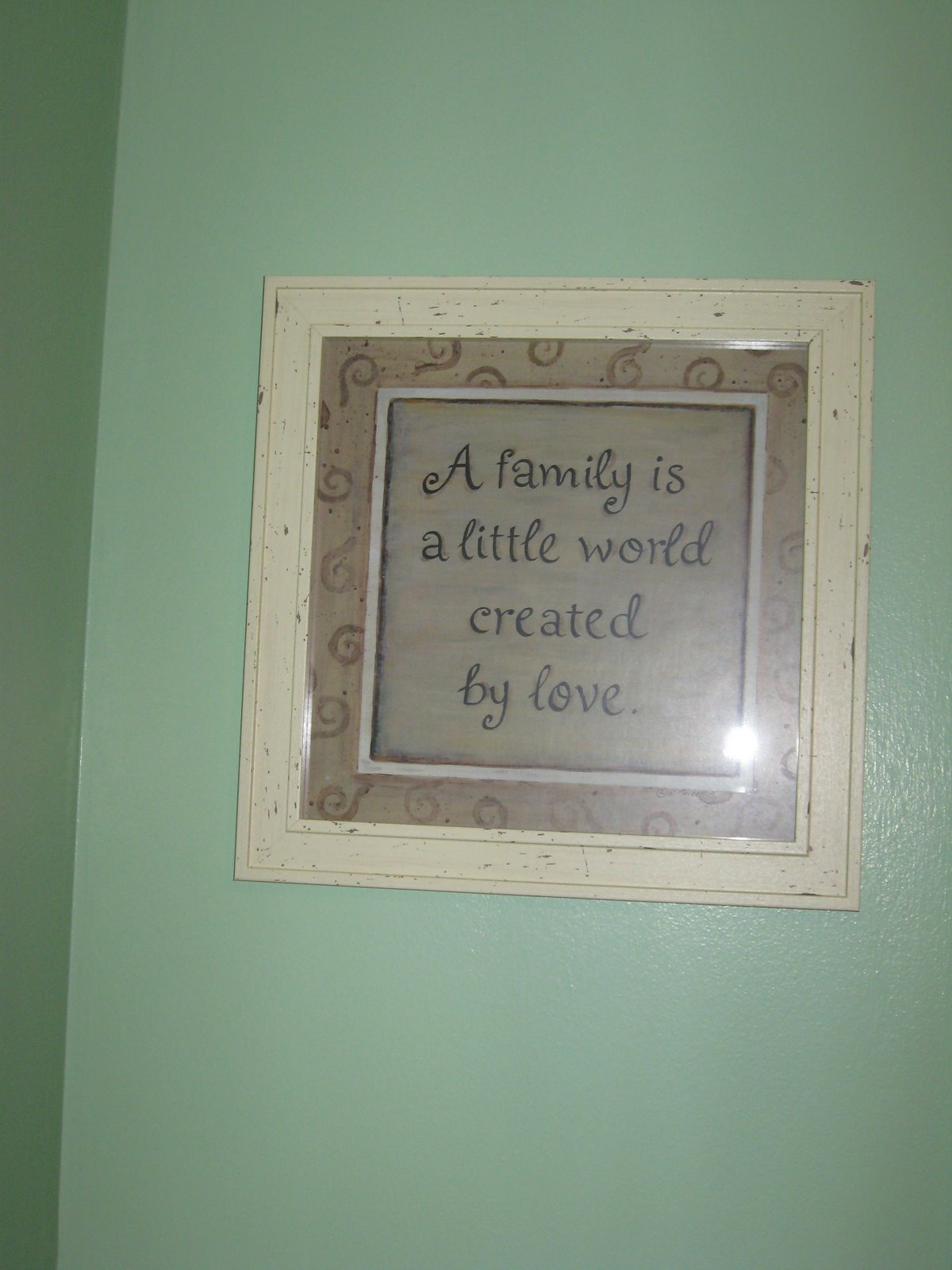 [Family+quote+on+wall-1.JPG]