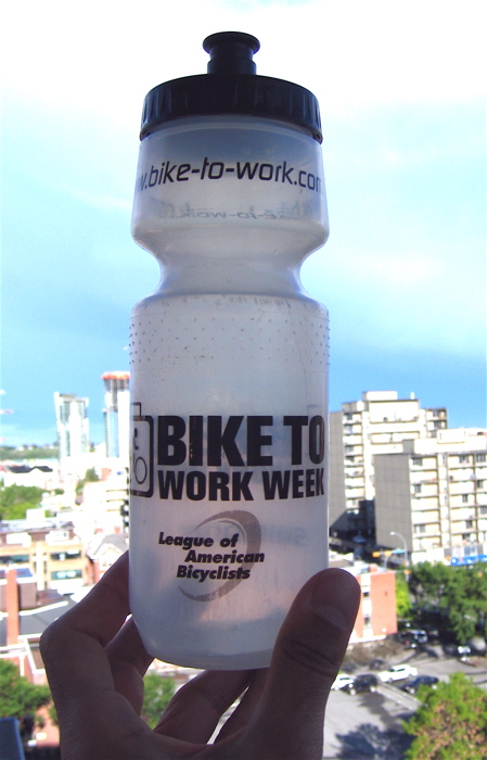 [bike+to+work+bottle.jpg]