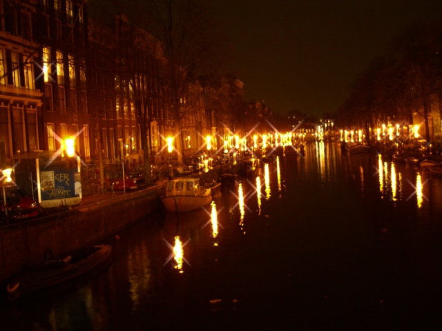 [288+Amsterdam+by+night.jpg]