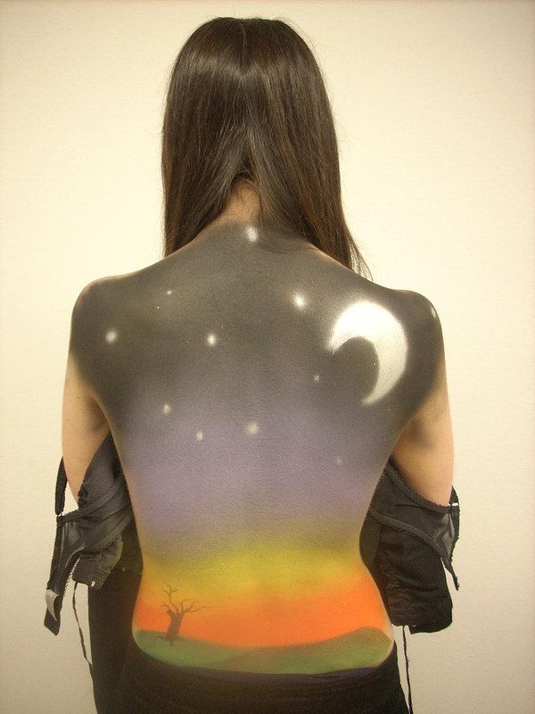 [Body_painting_picture_by_mocorock.jpg]