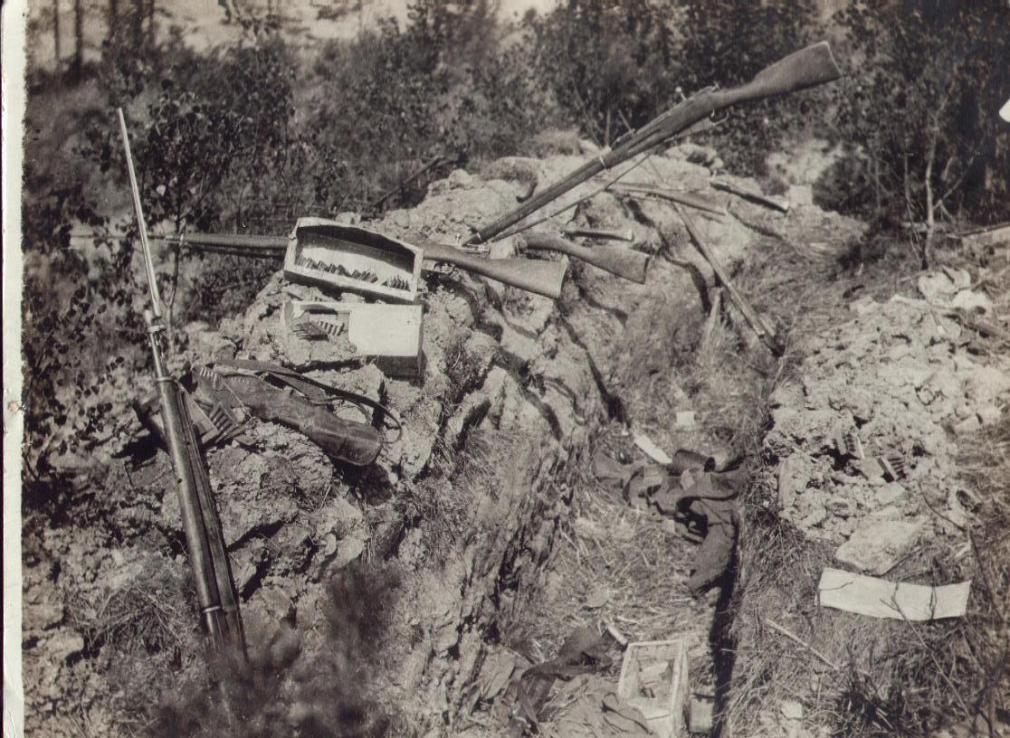 [WWI - Abandoned Russian Trench.jpg]