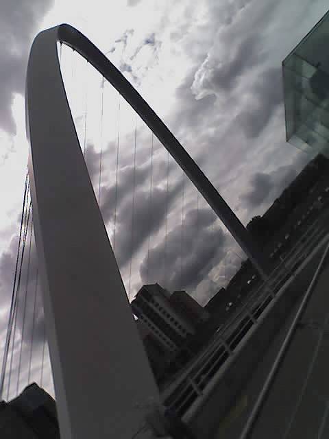 [Newcastle+Bridge3a.jpg]