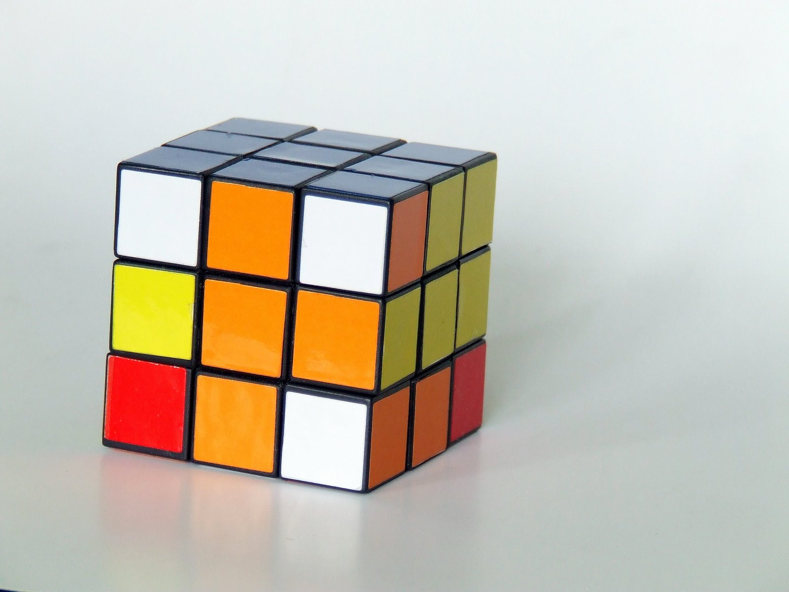 [3-26-2008+Rubiks+Cube.jpg]