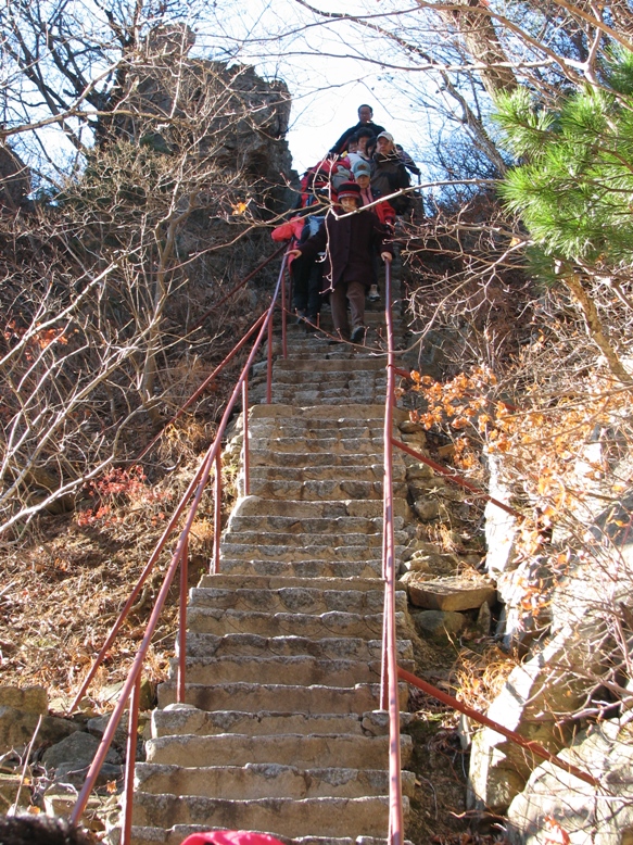[Stairs+Hike+Day+2.JPG]