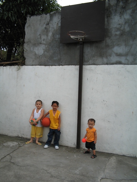 [basketball.jpg]