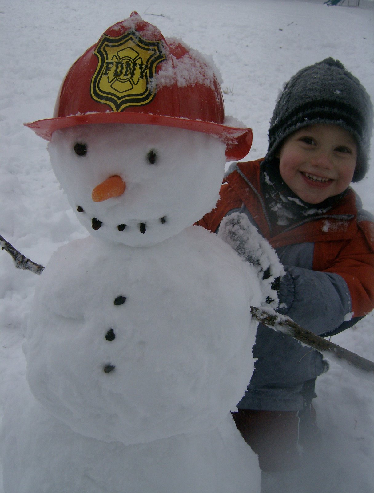 [My+first+snowman+02-03+008.jpg]