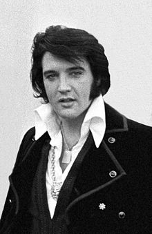 [220px-Elvis_Presley_1970.jpg]