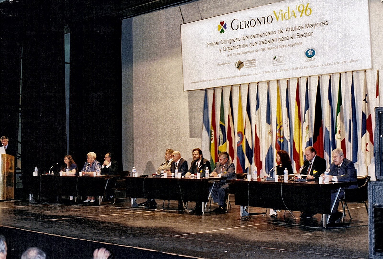 [creaciÃ§on+de+gerontovida+iberoamericana.1996.Teatro+Nacional+San+Martin.+Buenos+Aires.jpg]