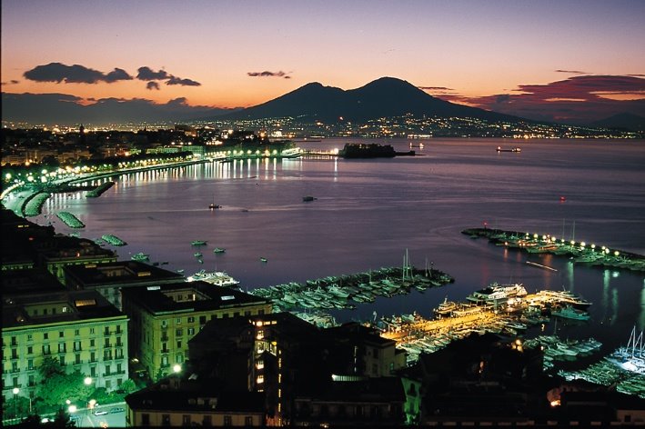 [Napoli+al+tramonto+IL+PIU'+BEL+DESKTOP+ESISTENTE+(PROVA).JPG]