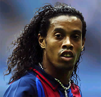 [16-Ronaldinho+Gaucho-739853.jpg]