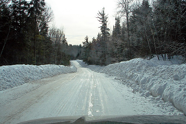 [winter+road.JPG]