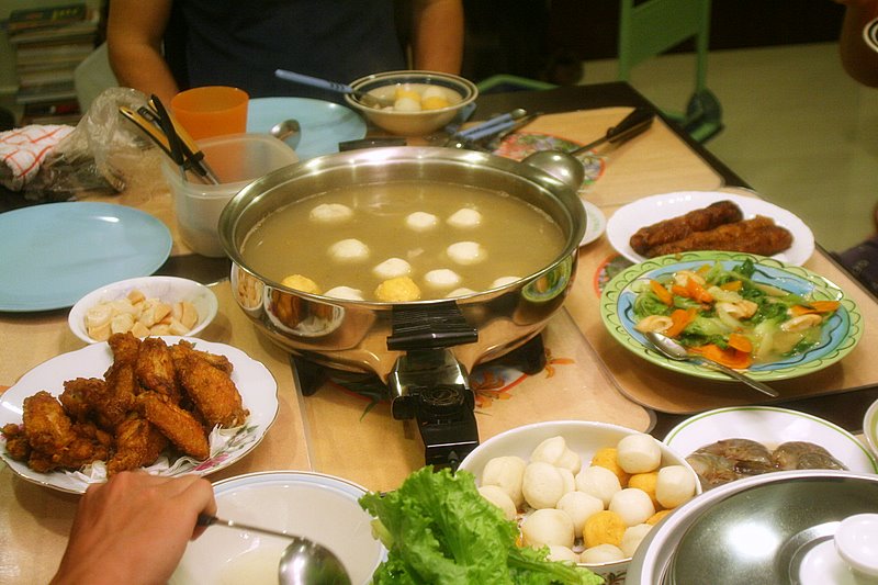[CNY+Family+Dinner+17+Feb+07+006.jpg]