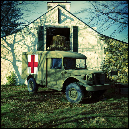 [army+ambulance.jpg]