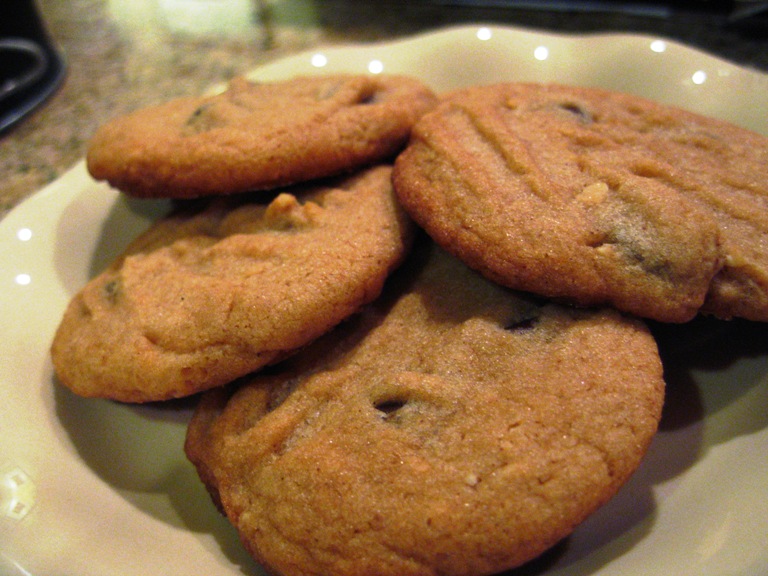[pb+cookies+done+plate.jpg]