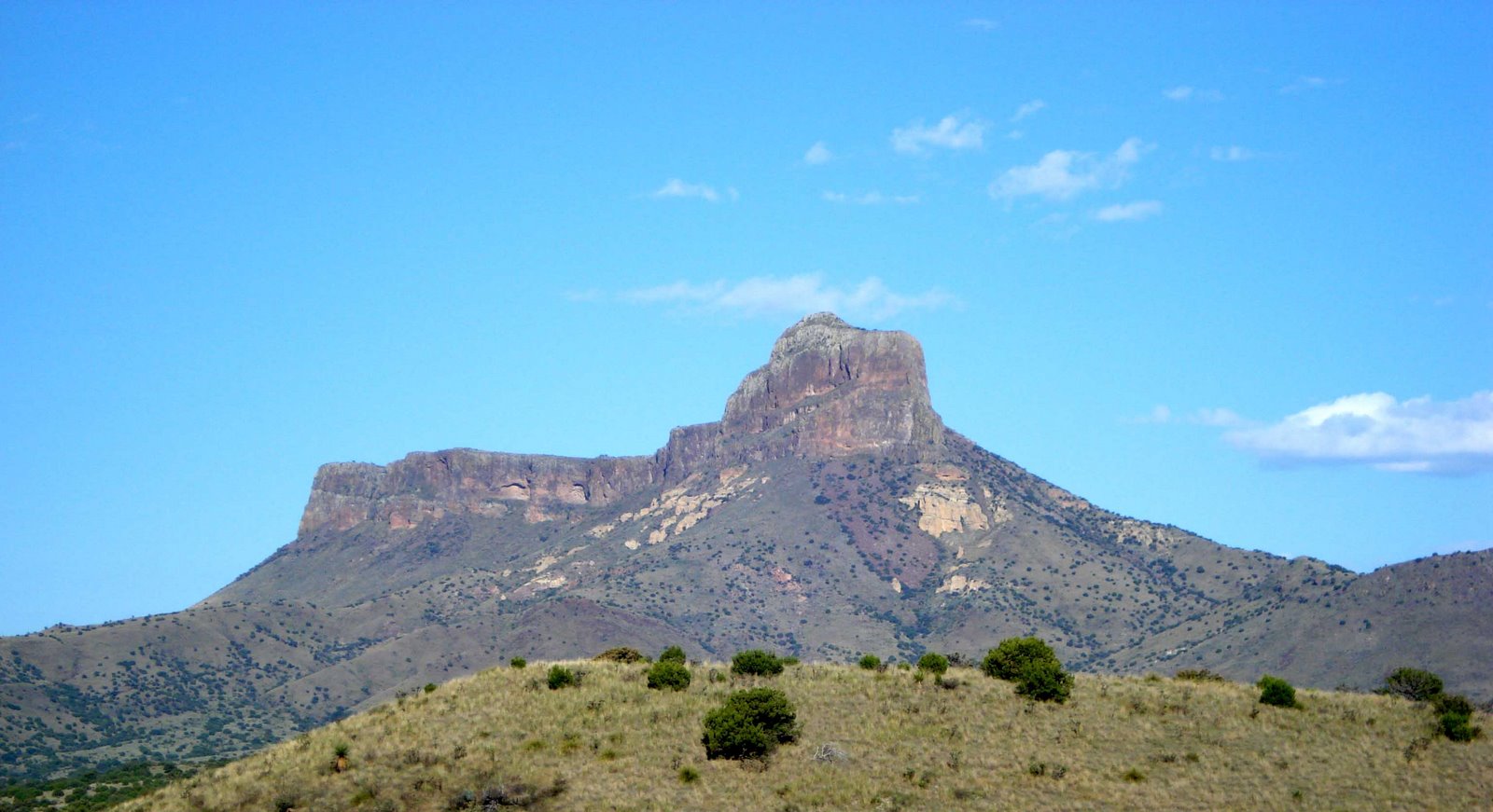 [Cathedral+Mountain+S+of+Alpine+Texas.JPG]