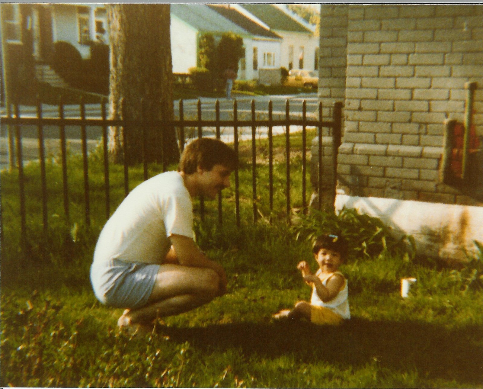 [Dad+and+Nic+June+1979.jpg]