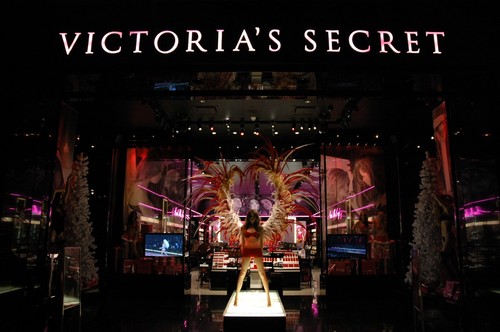 [victoria's+secret+2007.jpg]